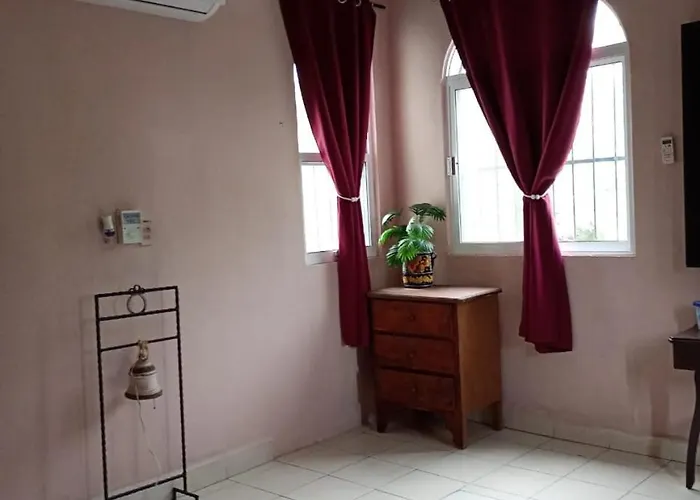 En Planta Alta A Pie De Avenida Apartment *